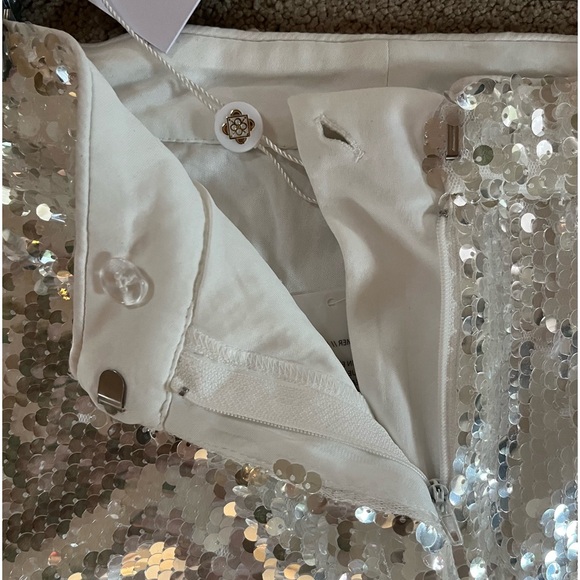 Women’s WAYYF silver sequin pants. Size XS MWT - Picture 4 of 7